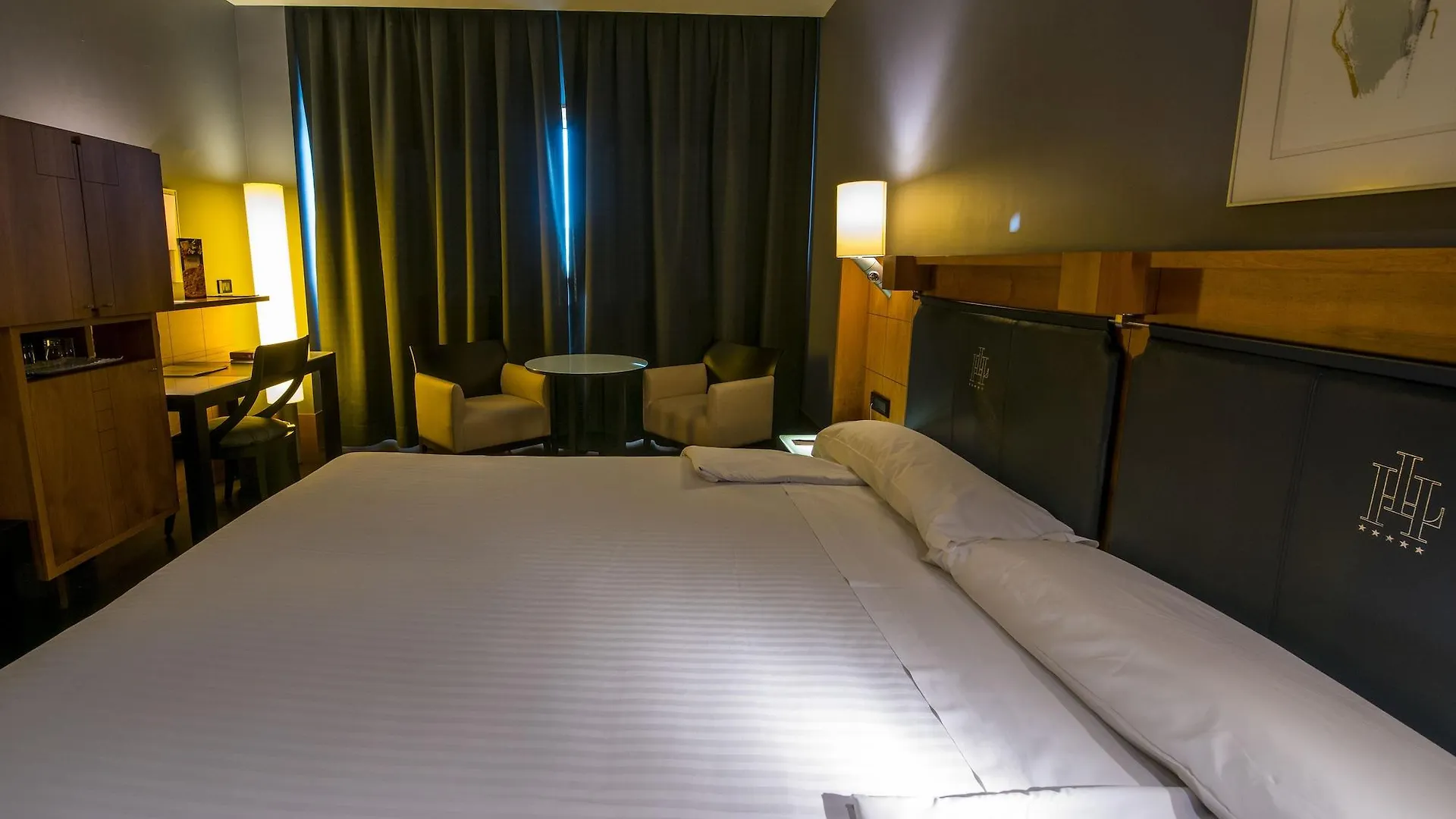 Gran Hotel Lakua Vitoria-Gasteiz 5*,  Španělsko