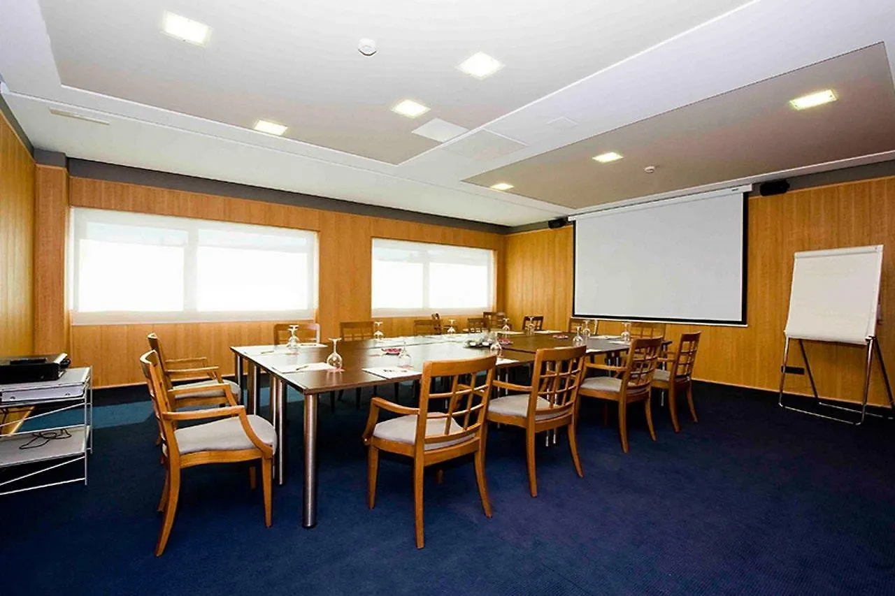 Gran Hotel Lakua Vitoria-Gasteiz 5*,